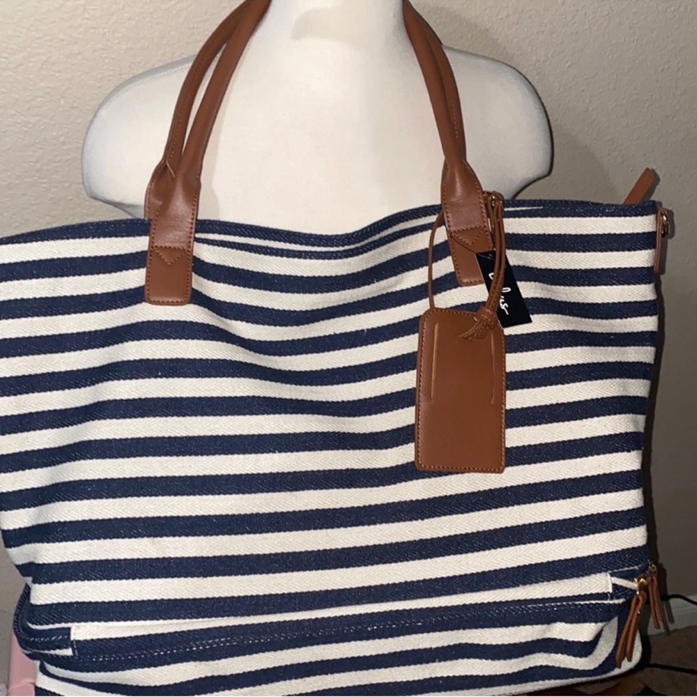 Lulus Vendor Navy and White Striped Tote Bag